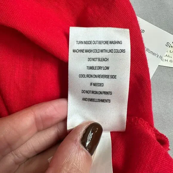 G-III 4her Red, MLB Philadelphia Phillies, V-Neck, Short Sleeve T-Shirt NWT- M - Picture 7 of 10